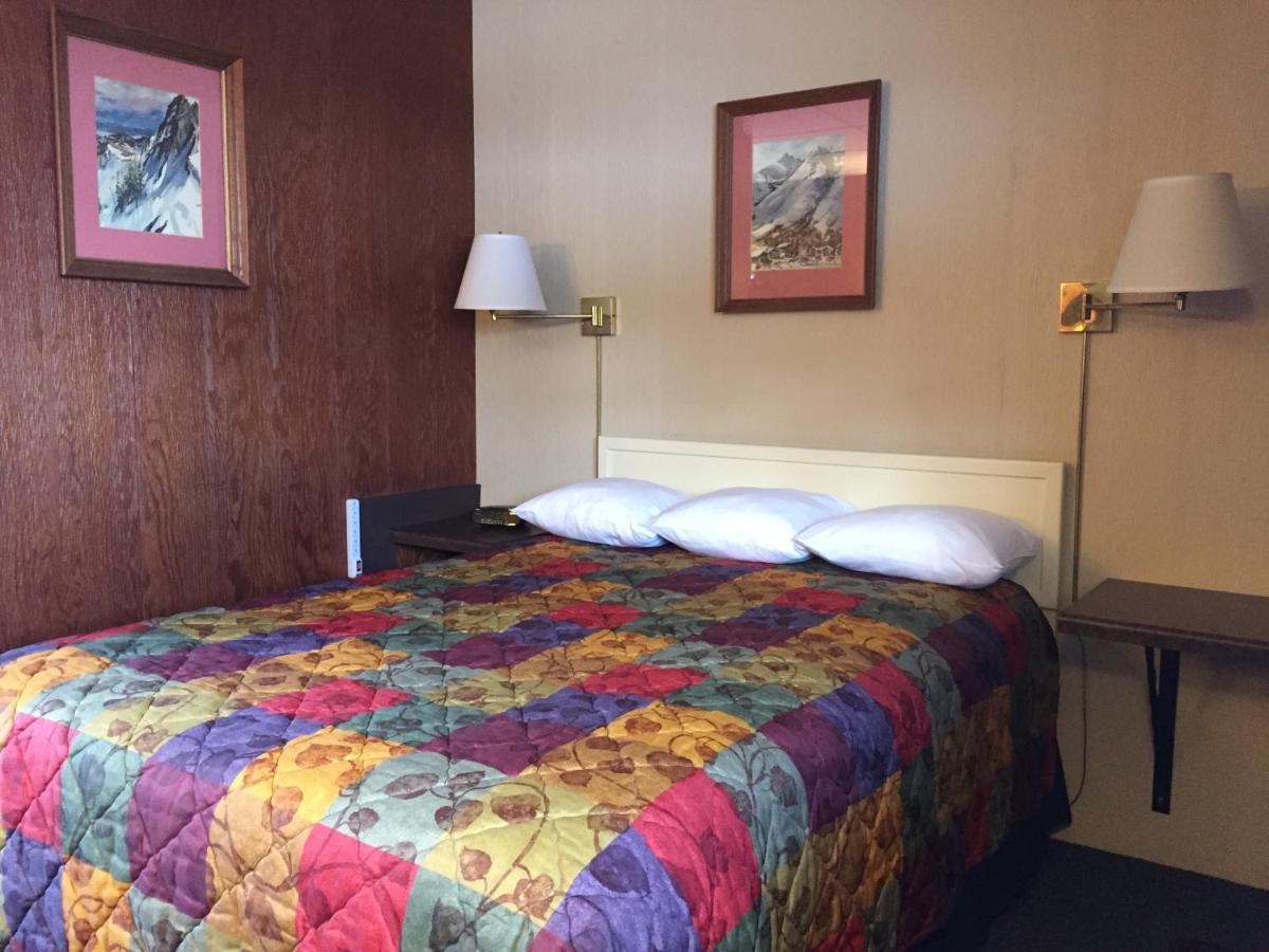Indianhead Motel Айронвуд Экстерьер фото