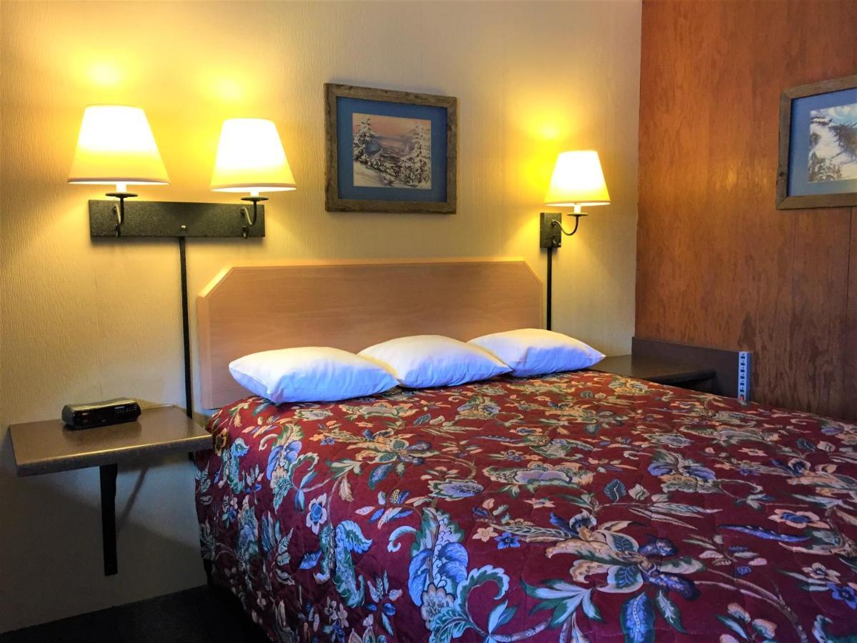 Indianhead Motel Айронвуд Экстерьер фото