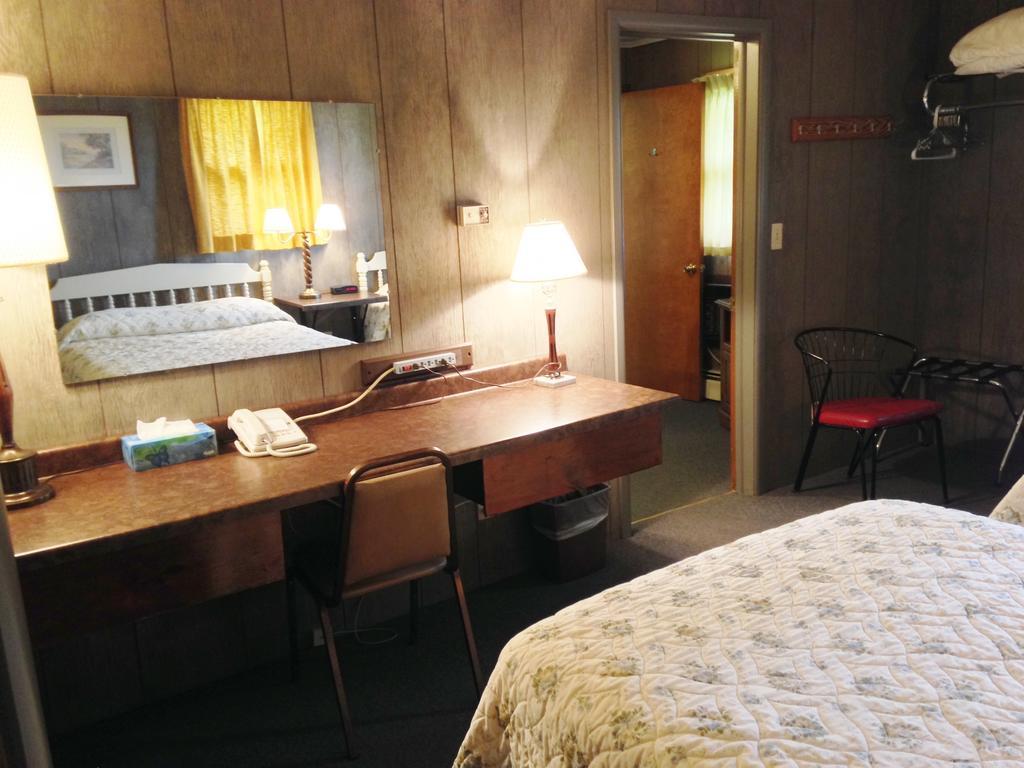 Indianhead Motel Айронвуд Номер фото